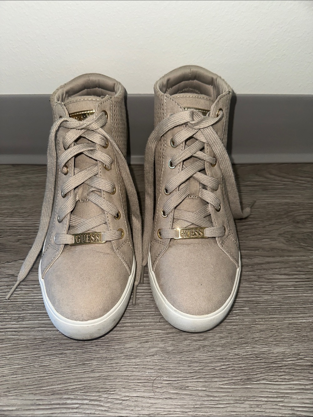 GUESS Beige High-Top Lace-Up Sneakers with Gold Accents